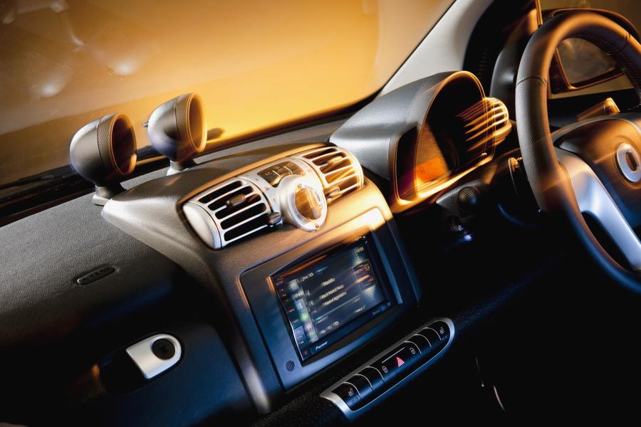Детали интерьера Smart ForTwo Ice Edition 2010 года  (фото 2 из 5)